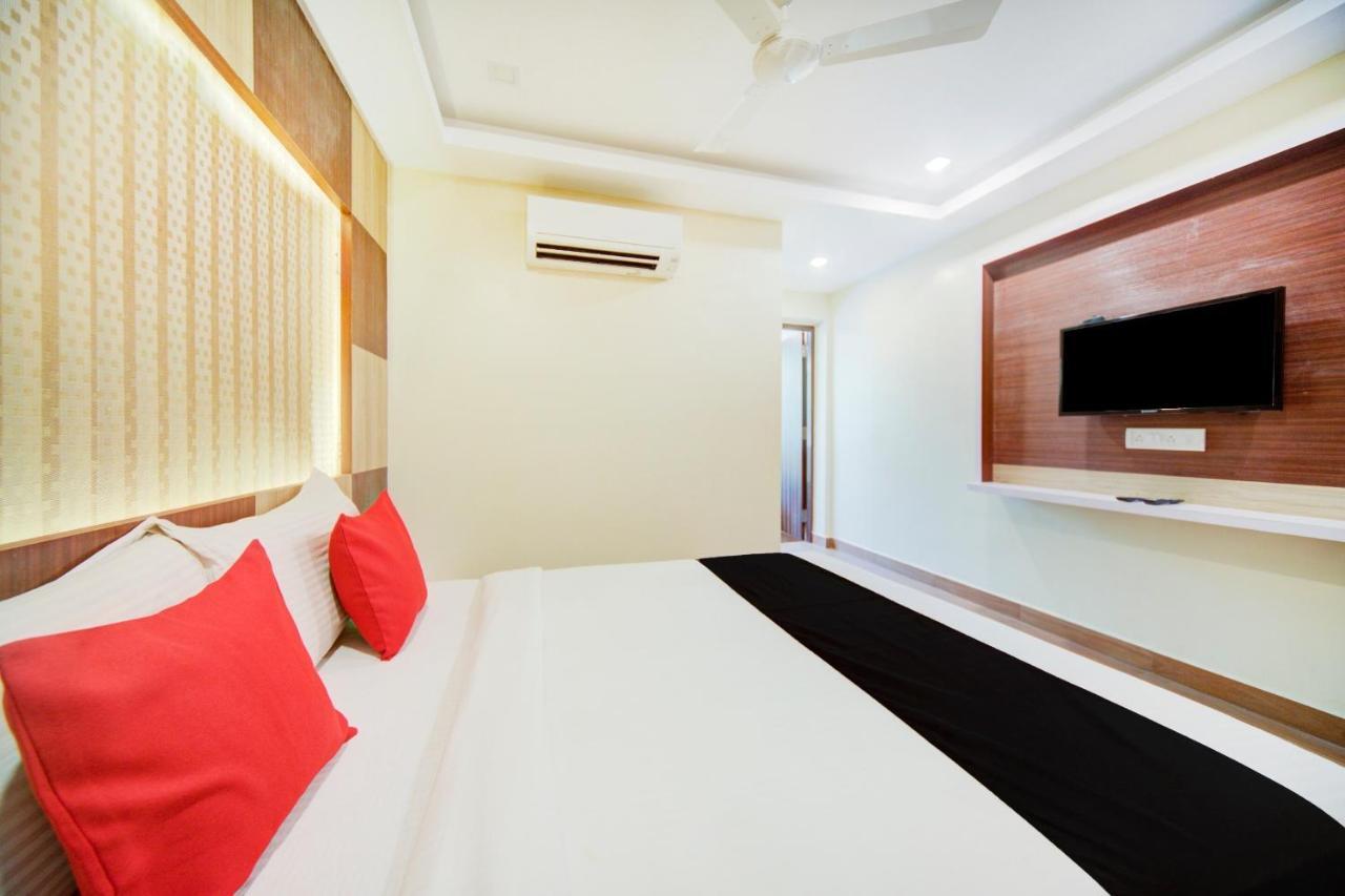 Collection O 75820 Madras Metro Club, T Nagar Ченнаї Екстер'єр фото